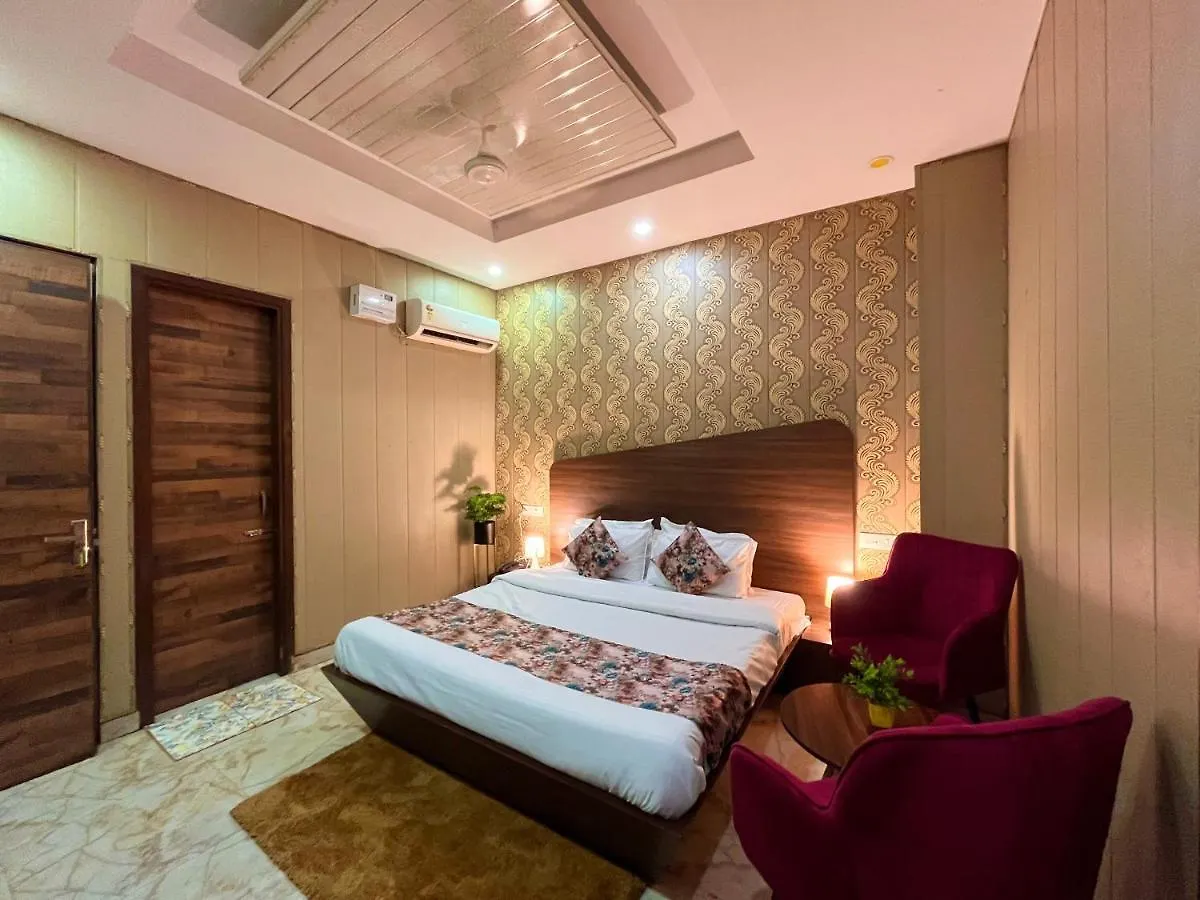 Hotel Pearl Grand, Zirakpur - Top Rated & Most Awarded Property In Tricity Chandigarh