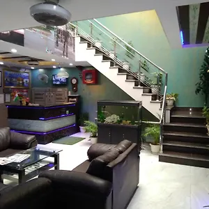 Akash Continental Hotel